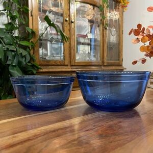 Set of 2 Nesting Anchor Hocking Cobalt Blue Glass Mixing Bowls